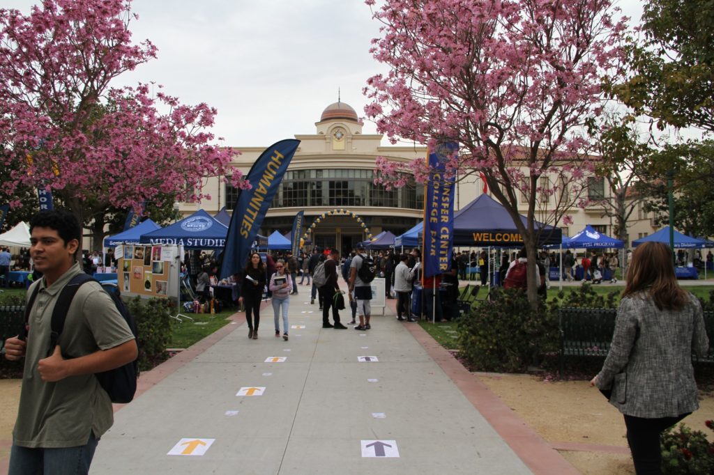 Fullerton College students explored a variety of majors on Wednesday, March 6 during Major Declaration Day. Photo credit: Daniel Guerrero