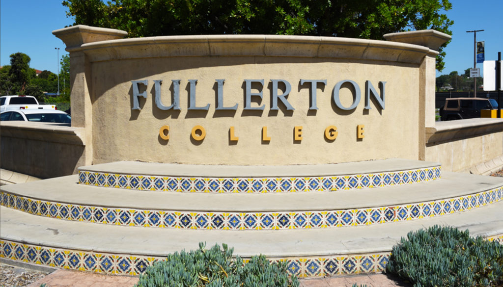 Fullerton College sign at the corner of Chapman and Berkley Avenues. Photo credit: Steve Cukrov / Alamy Stock Photo
