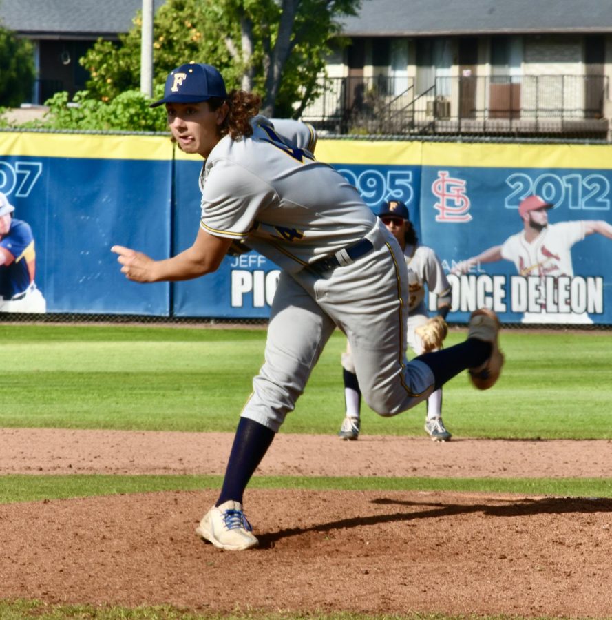Freshman+Matt+Romero%2C+the+starting+pitcher+for+the+Hornets+takes+a+no+decision+during+Thursday%2C+March+23%2C+2023+away+game.+Photo+credit%3A+Gerardo+Chagolla