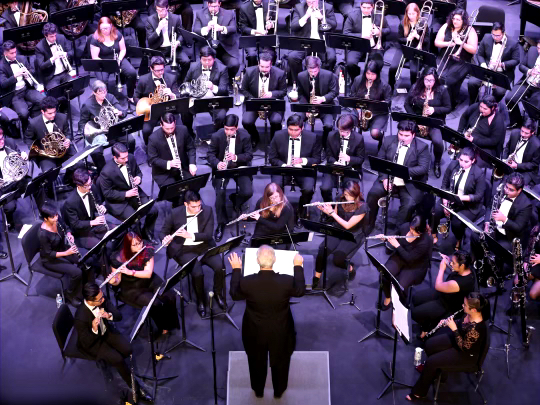 Fall Into Music: Fullerton College's Symphonic Winds concert launches concert season